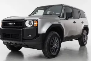 Toyota Land Cruiser 2024 – el regreso icónico con ADN clásico