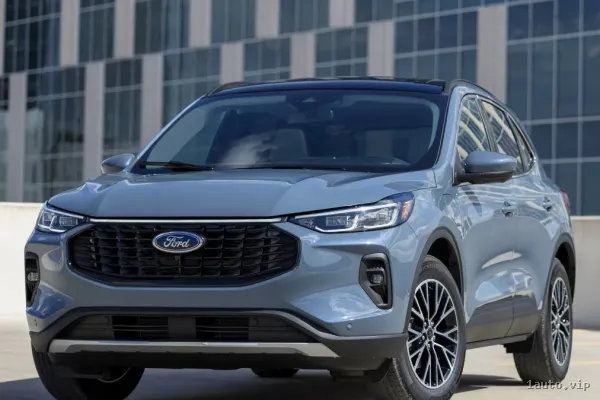 Ford Escape (Kuga) Hybrid 2023 – un híbrido sensato para el día a día