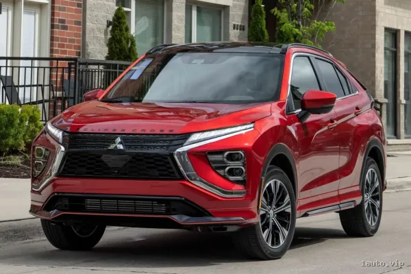 Mitsubishi Eclipse Cross 2024 – práctico y cómodo, pero no deportivo