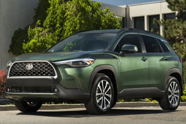 Toyota Corolla Cross 2024 – cambios, versión híbrida y para quién conviene