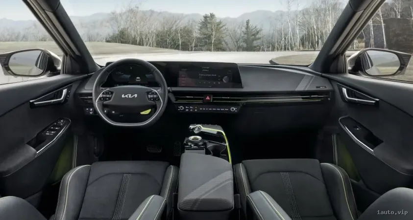 Interior espacial del Kia EV6 2024