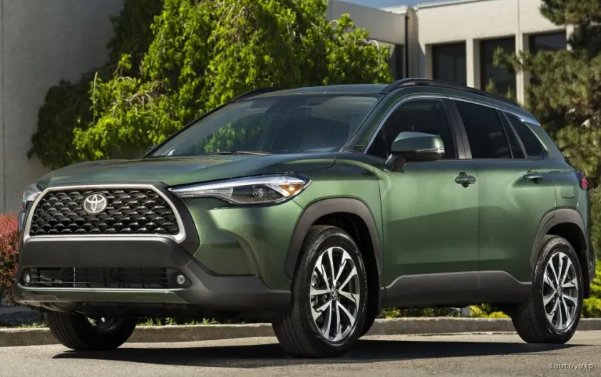 Toyota Corolla Cross 2024 – cambios, versión híbrida y para quién conviene