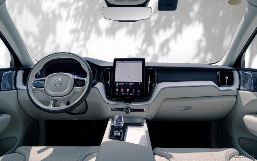 Interior del Volvo XC60 2026