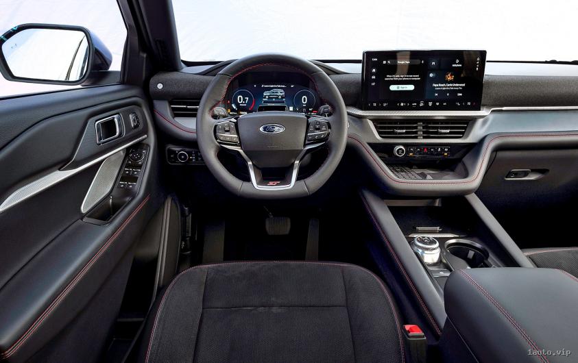 Tablero del Ford Explorer ST 2025