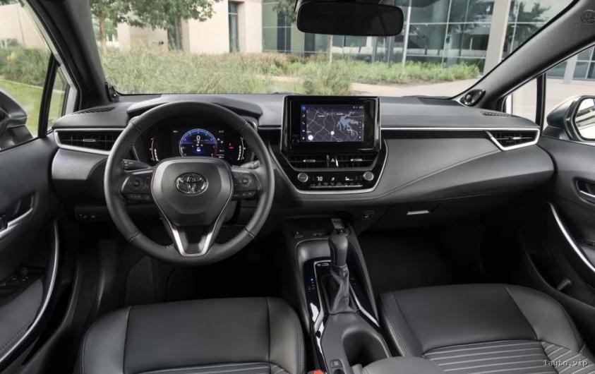  Interior del Toyota Corolla 2026
