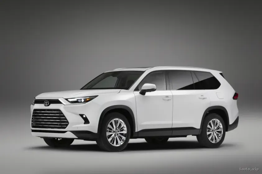 Toyota Grand Highlander 2024 vista frontal