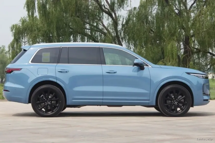 Gran SUV de tamaño completo para acampar Li One