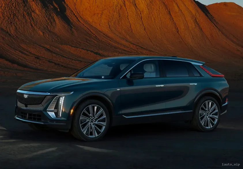 Cadillac Lyriq 2024 óptica delantera y vista lateral