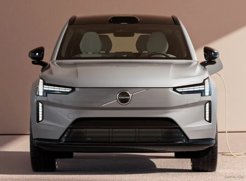 Vista frontal Volvo EX90 óptica única