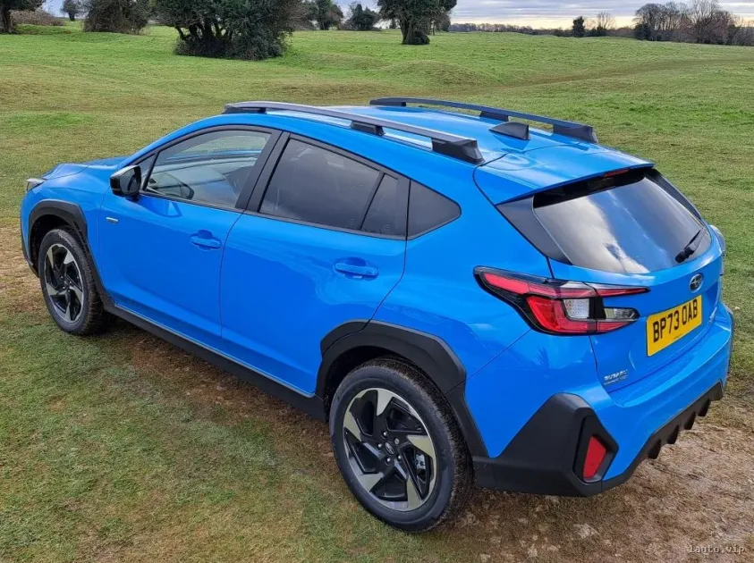 Parte lateral y luces traseras del Crosstrek