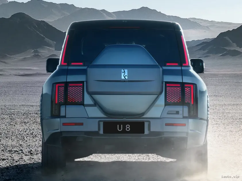 BYD Yangwang U8 con 1100 caballos de fuerza vista trasera