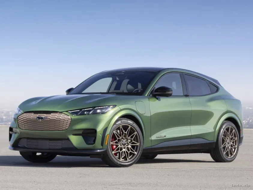 2024 Ford Mustang Mach-E Paquete Bronze Appearance